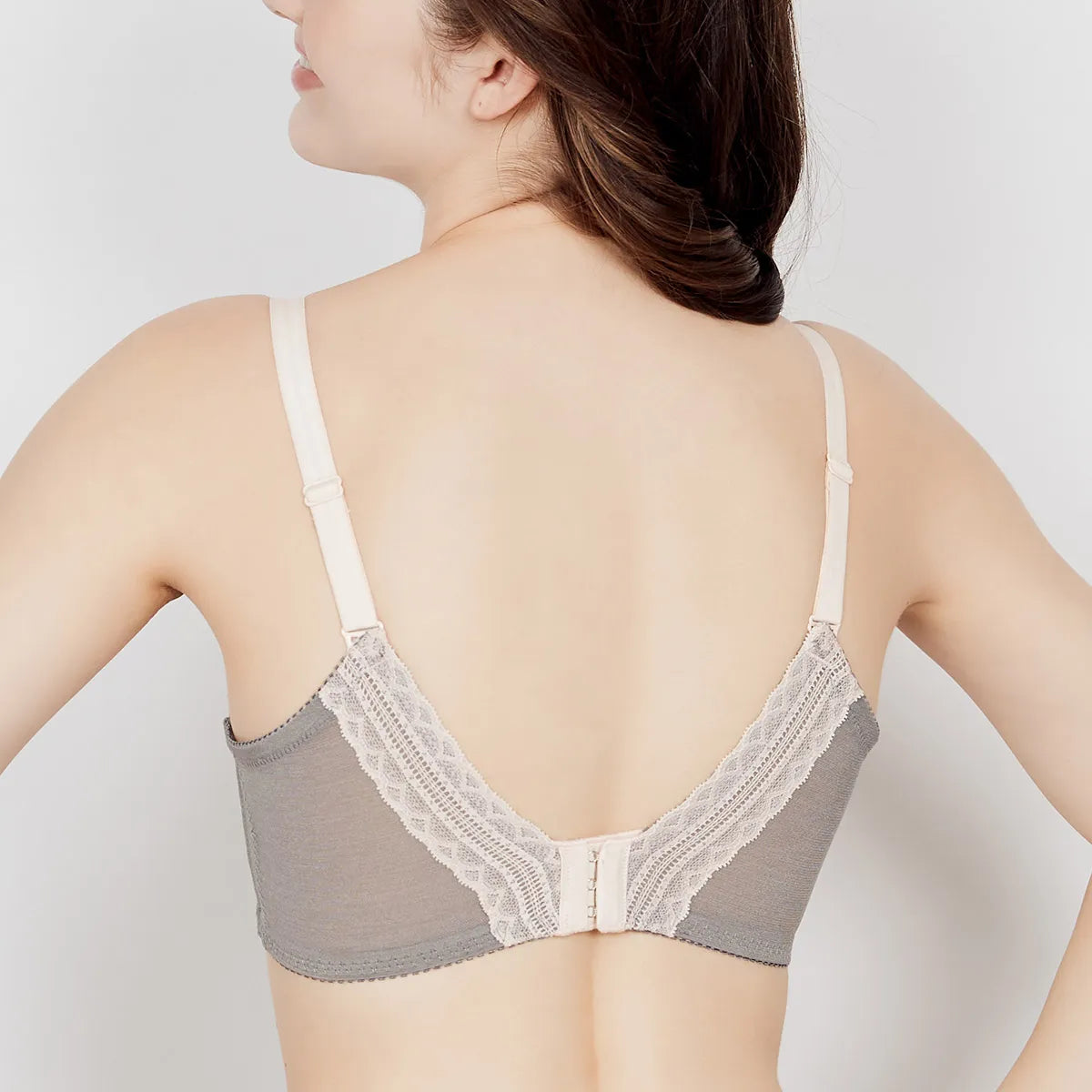 SELFIT BRA(セルフィットブラ) ブラジャー グレー【 C65 - I80 】
