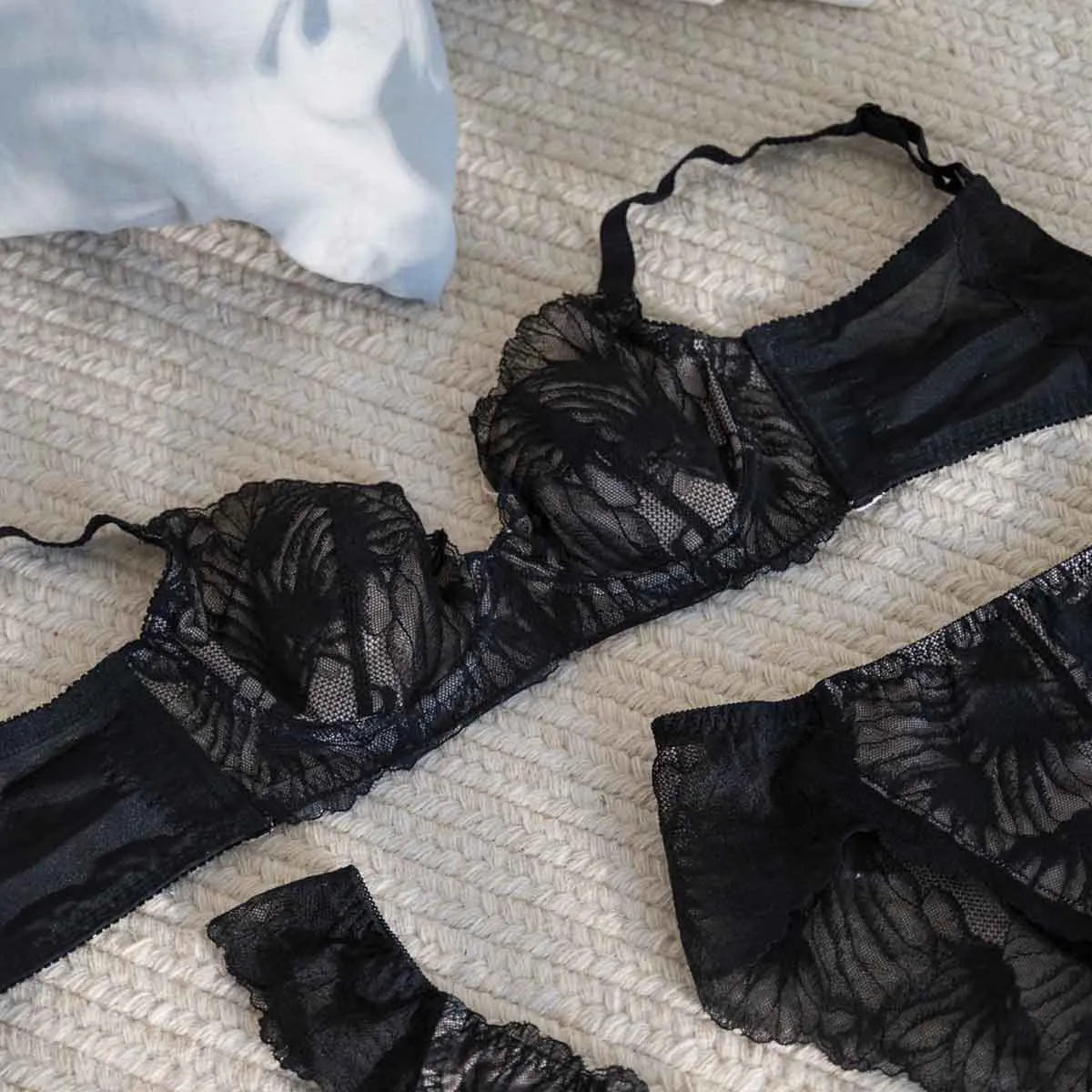 【新色】SELFIT BRA（セルフィットブラ） ブラジャー ブラック【 C65 - K90 】