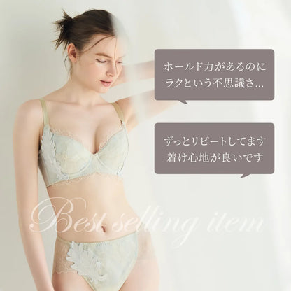 【予約ホリデーコフレ】シン・胸不二子ブラ 補整 ブラジャー ルミナス【C65-M90】