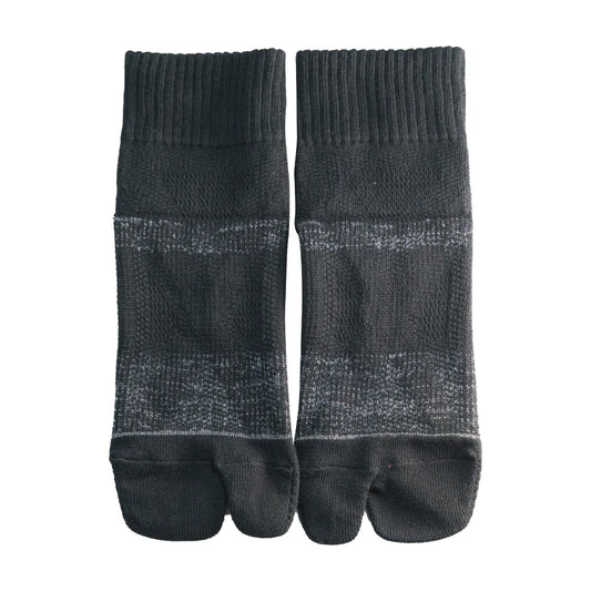 【新商品】運動する靴下　エアータビ ブラック【22-25cm】