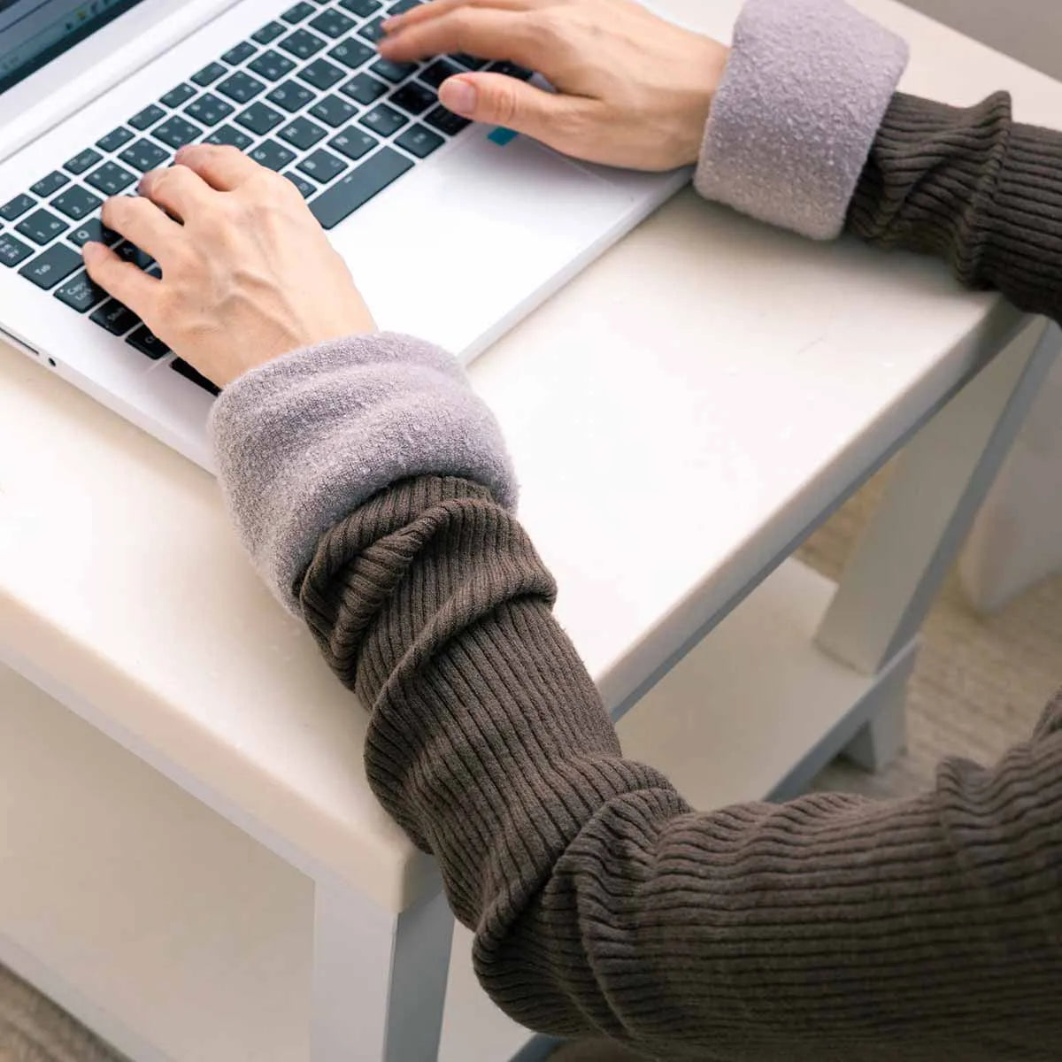 【新商品】手首まくら ネイビー