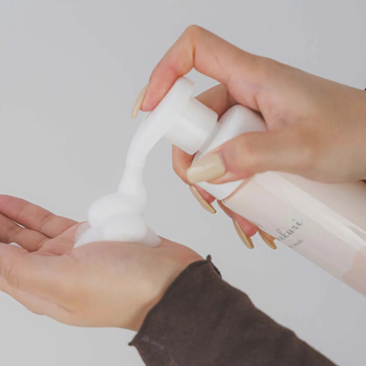 【新商品】meekuri（ミクリ）薬用クリーミーウォッシュｍ（医薬部外品）