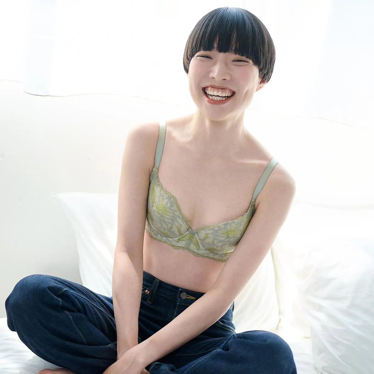 贅沢脇肉キャッチャー 補整 ブラジャー カーキ【C65-K90】