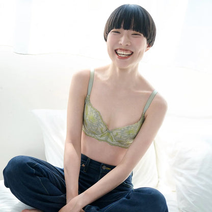 贅沢脇肉キャッチャー 補整 ブラジャー カーキ【C65-K90】